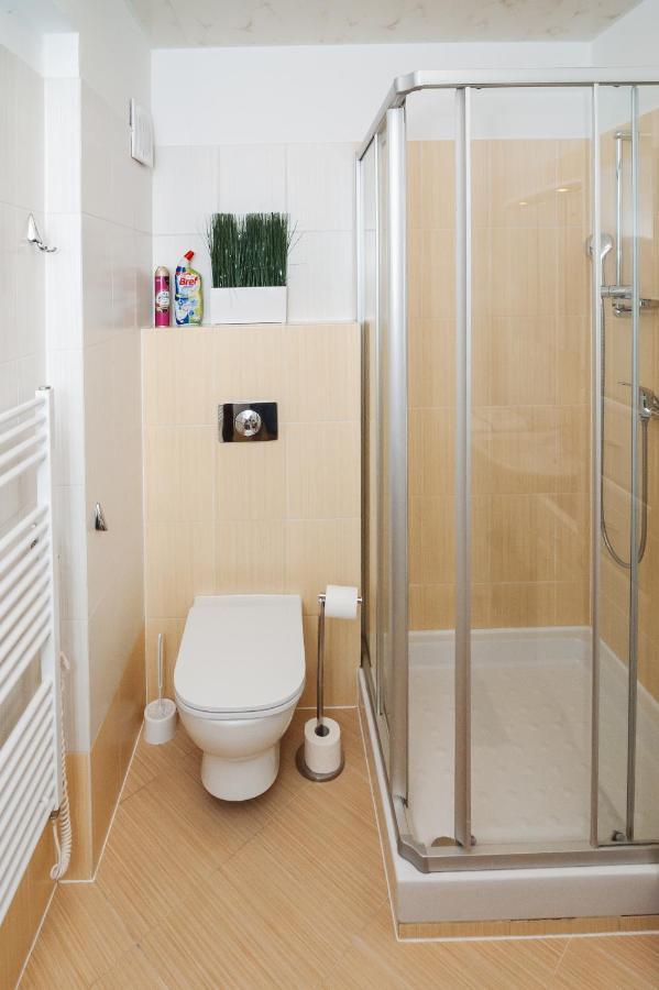 Vila Viktoria - Apartman Viktoria 2 Ruzomberok Eksteriør billede